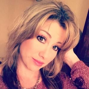 Meet your Posher, Amie