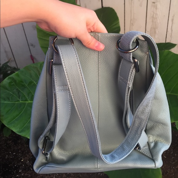 Blue backpack coverable into hand bag style - Picture 2 of 8
