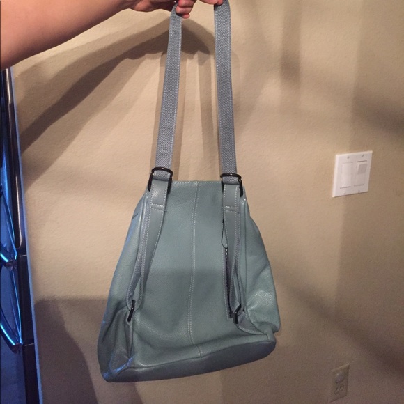 Blue backpack coverable into hand bag style - Picture 3 of 8