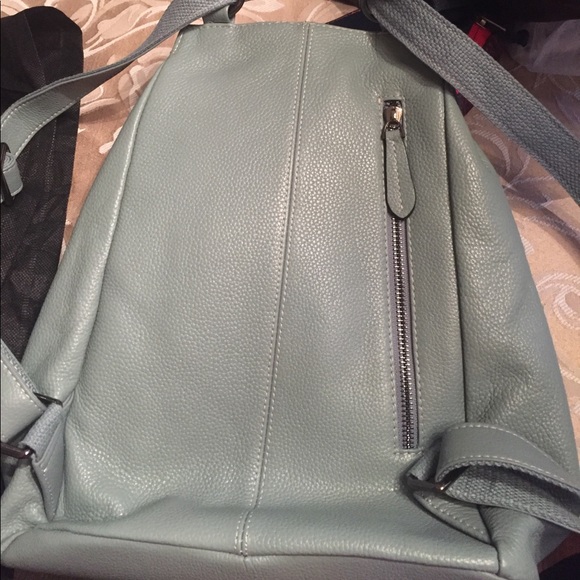 Blue backpack coverable into hand bag style - Picture 5 of 8