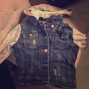 Dark blue Denim jacket with detatchable hoodie