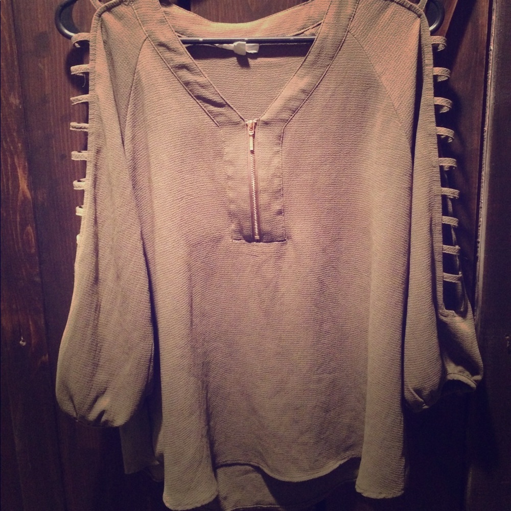 lattice sleeve top