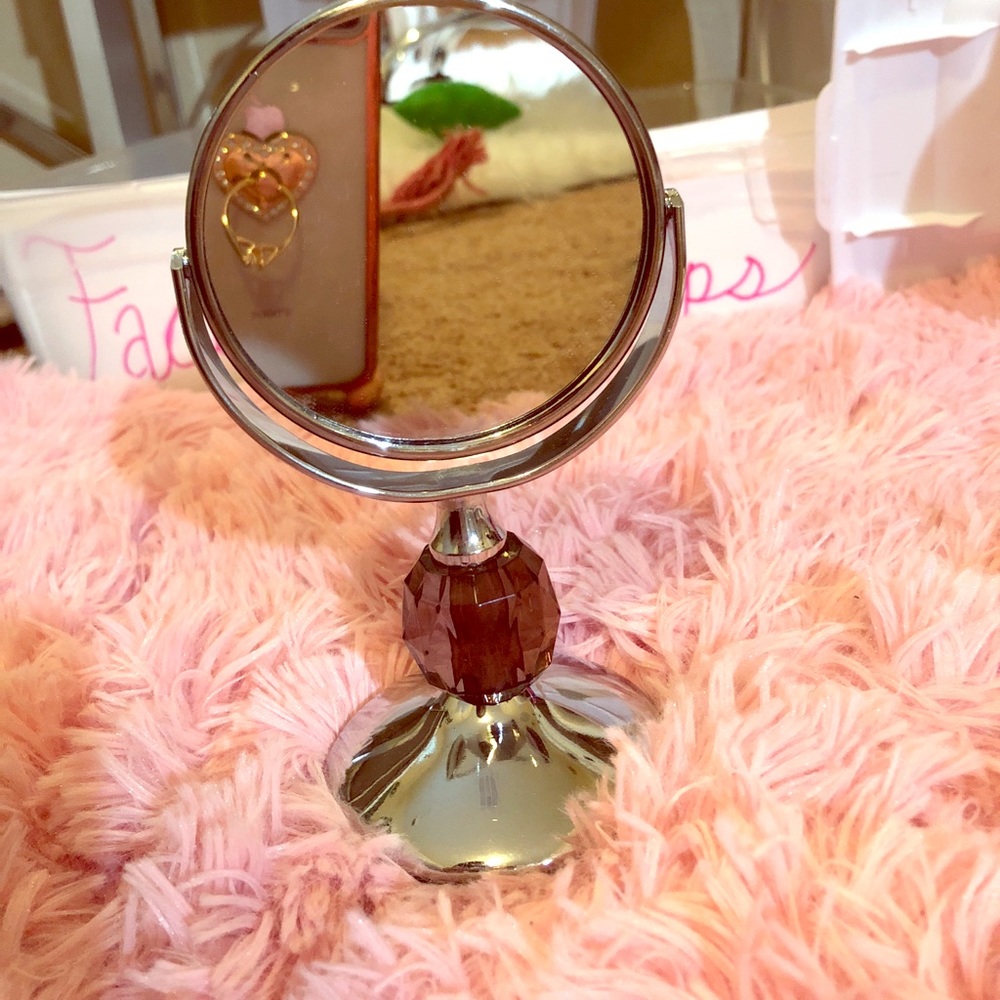 Mini double sided mirror