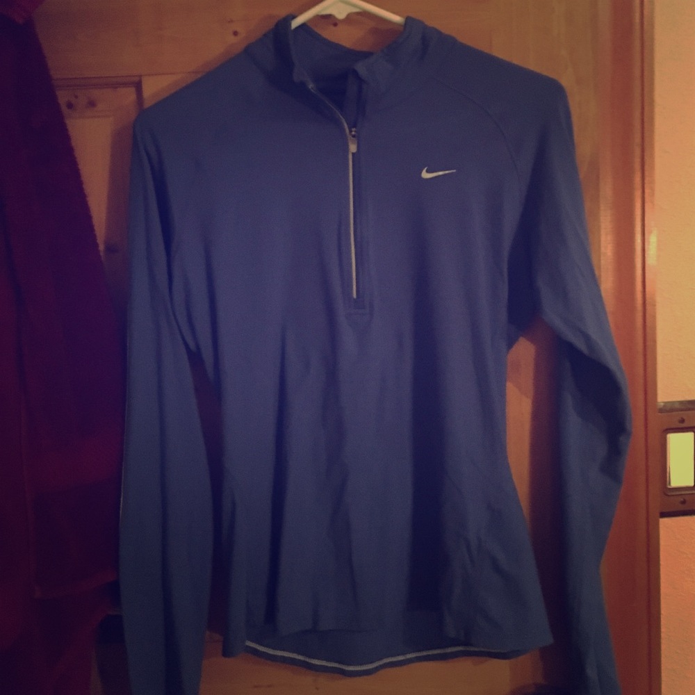 NIKE DRI-FIT