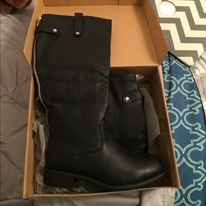 Black riding boots