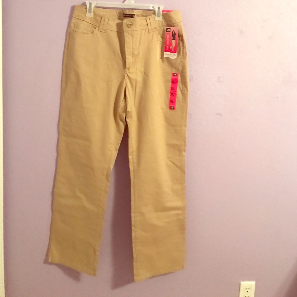 Lee Classic Fit