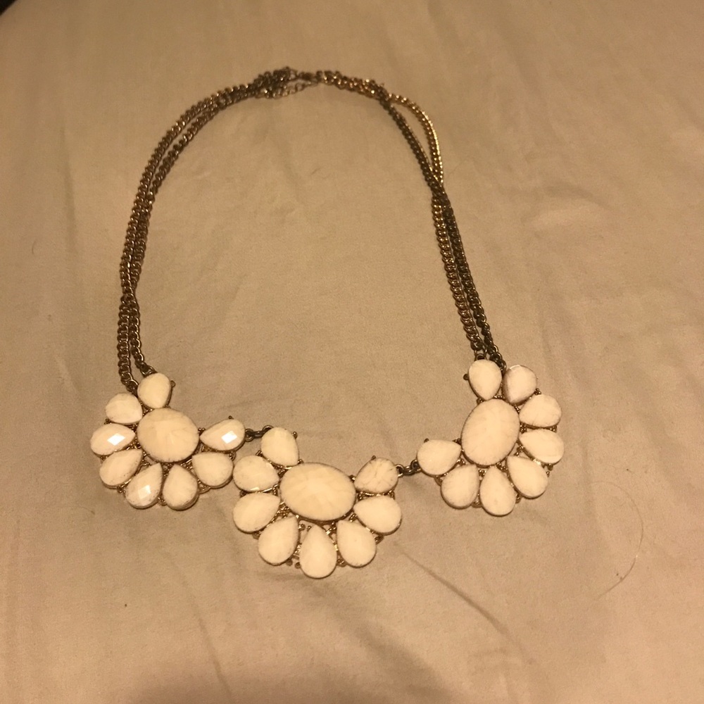 Necklace bundle - Picture 3 of 7