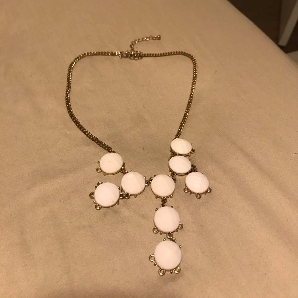 Necklace bundle - Picture 7 of 7