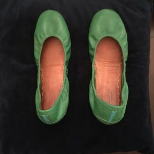 Clover Green Tieks