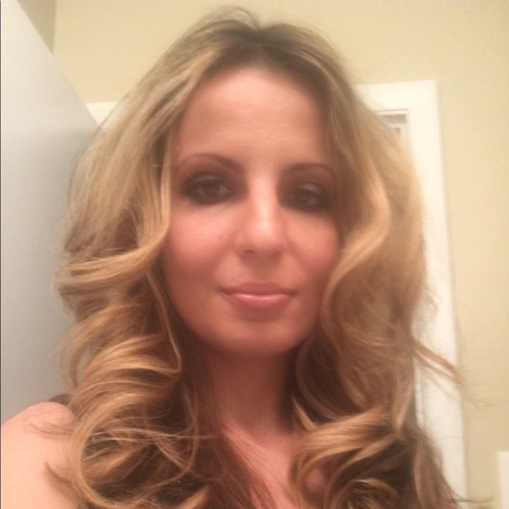 Meet your Posher, Teodora