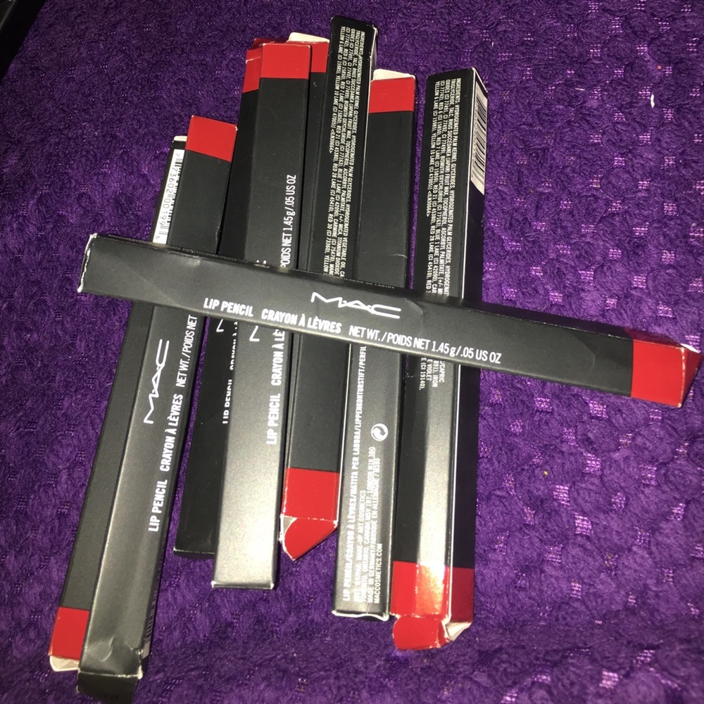 Mac lip pencils