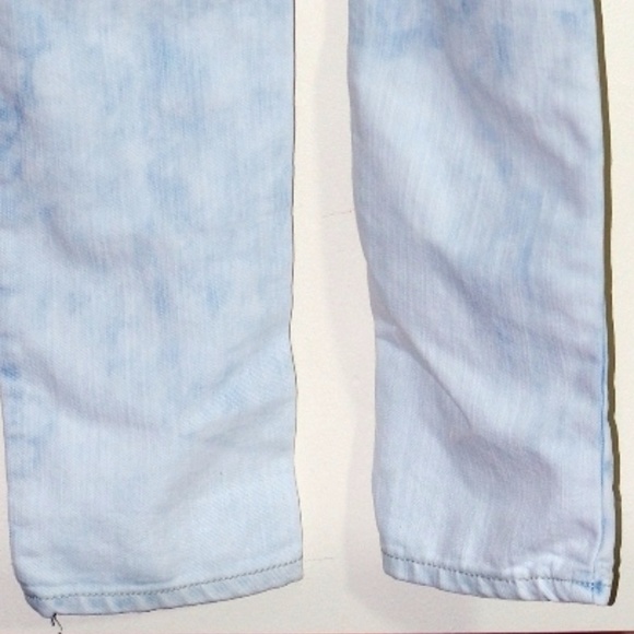 RUE21 Ripped Jeans Bib Overalls Denim Jumpsuit 3/4 - Picture 8 of 8