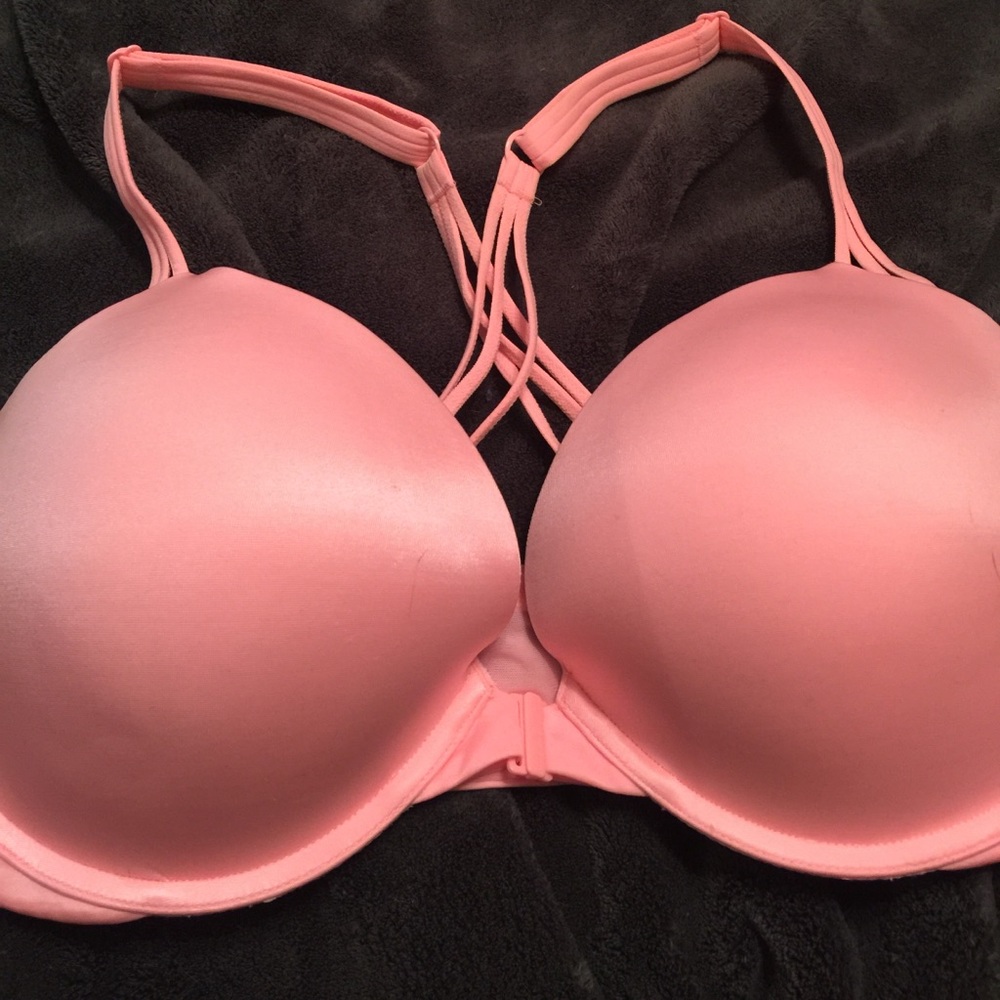 Very sexy Victoria secret front closure bra