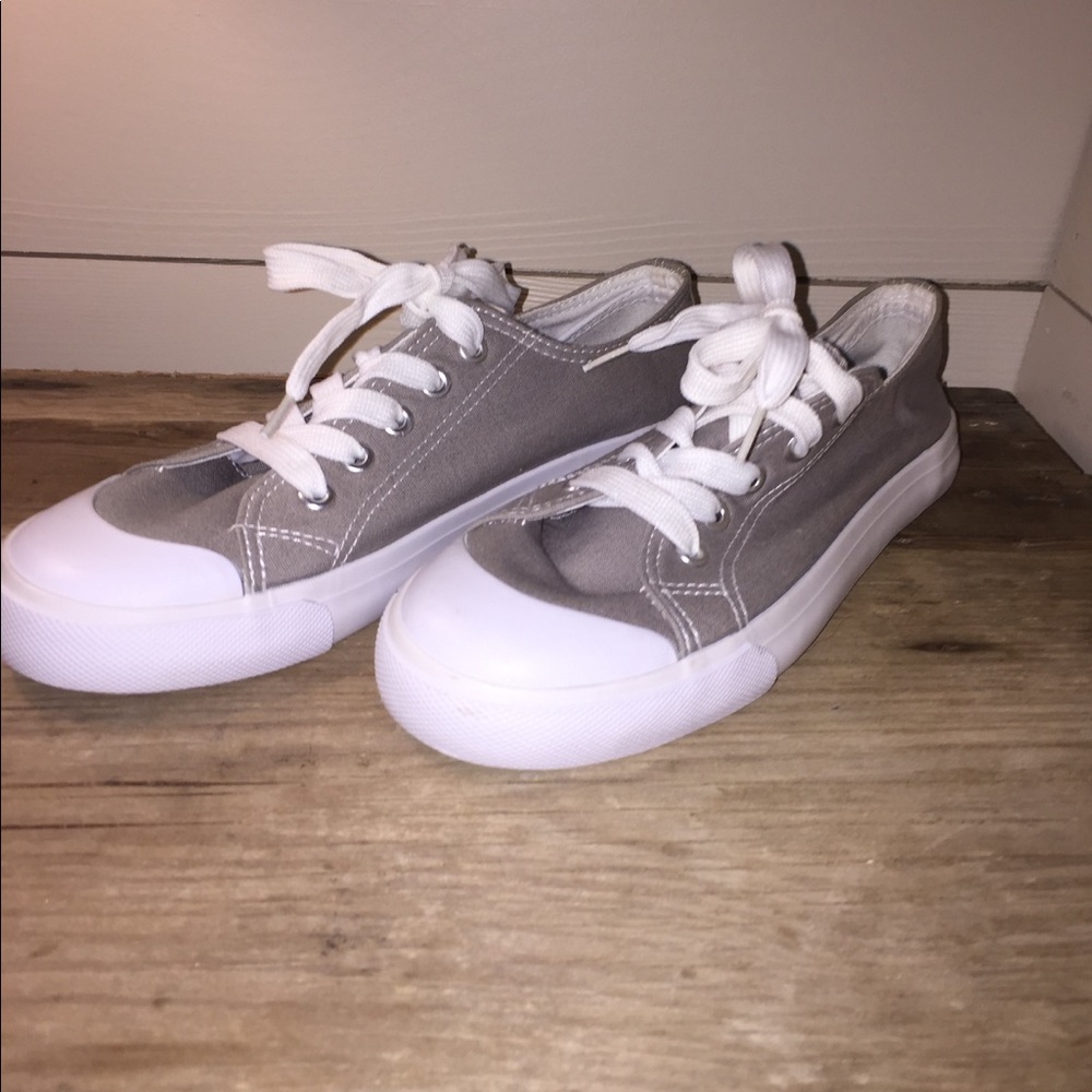 Converse Like sneakers