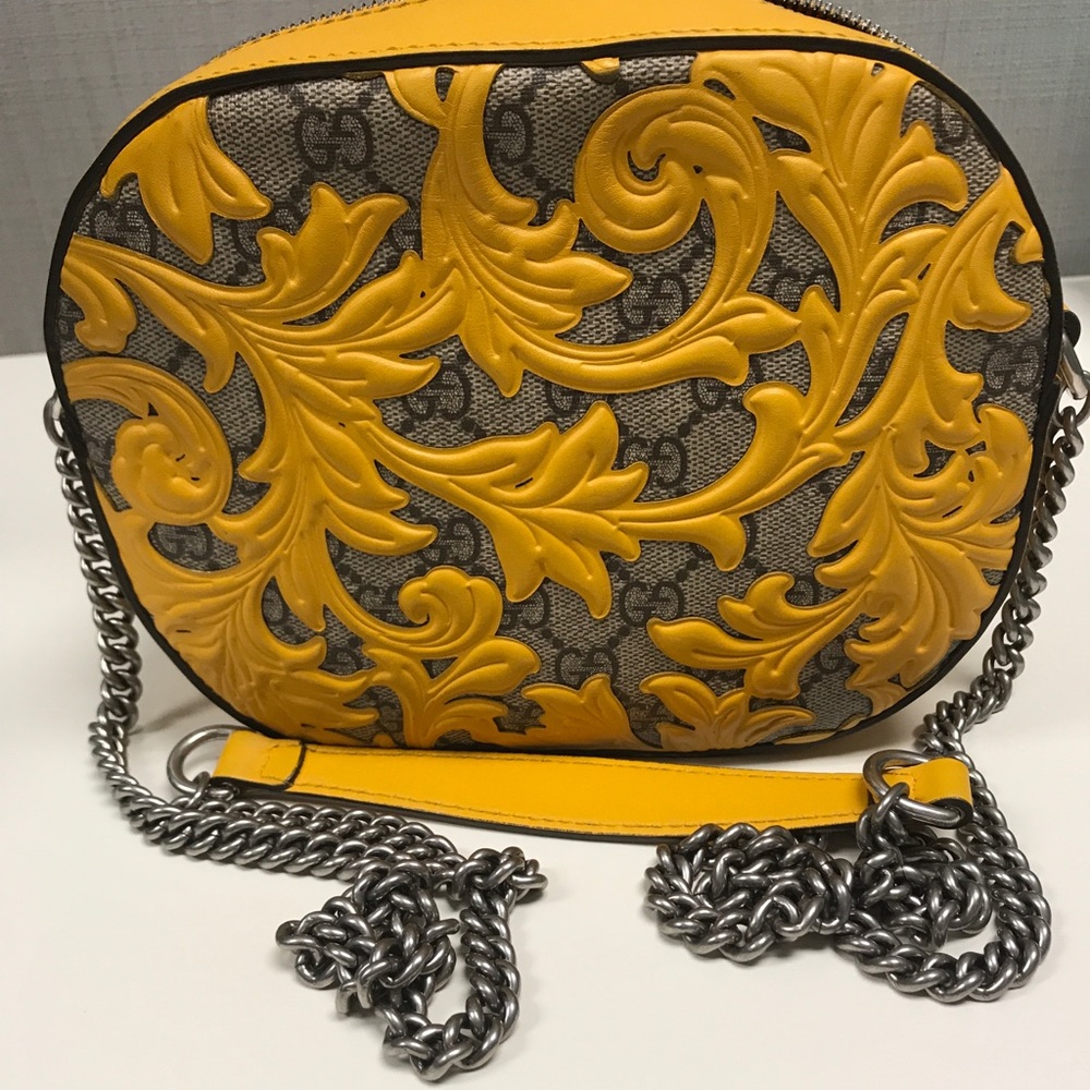 Gucci Supreme GG Monogram Shoulder Purse