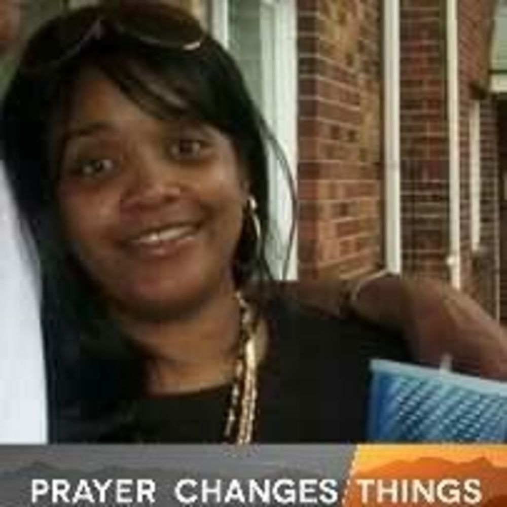 Meet your Posher, Ebony