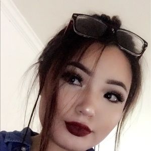 Meet your Posher, Catherine