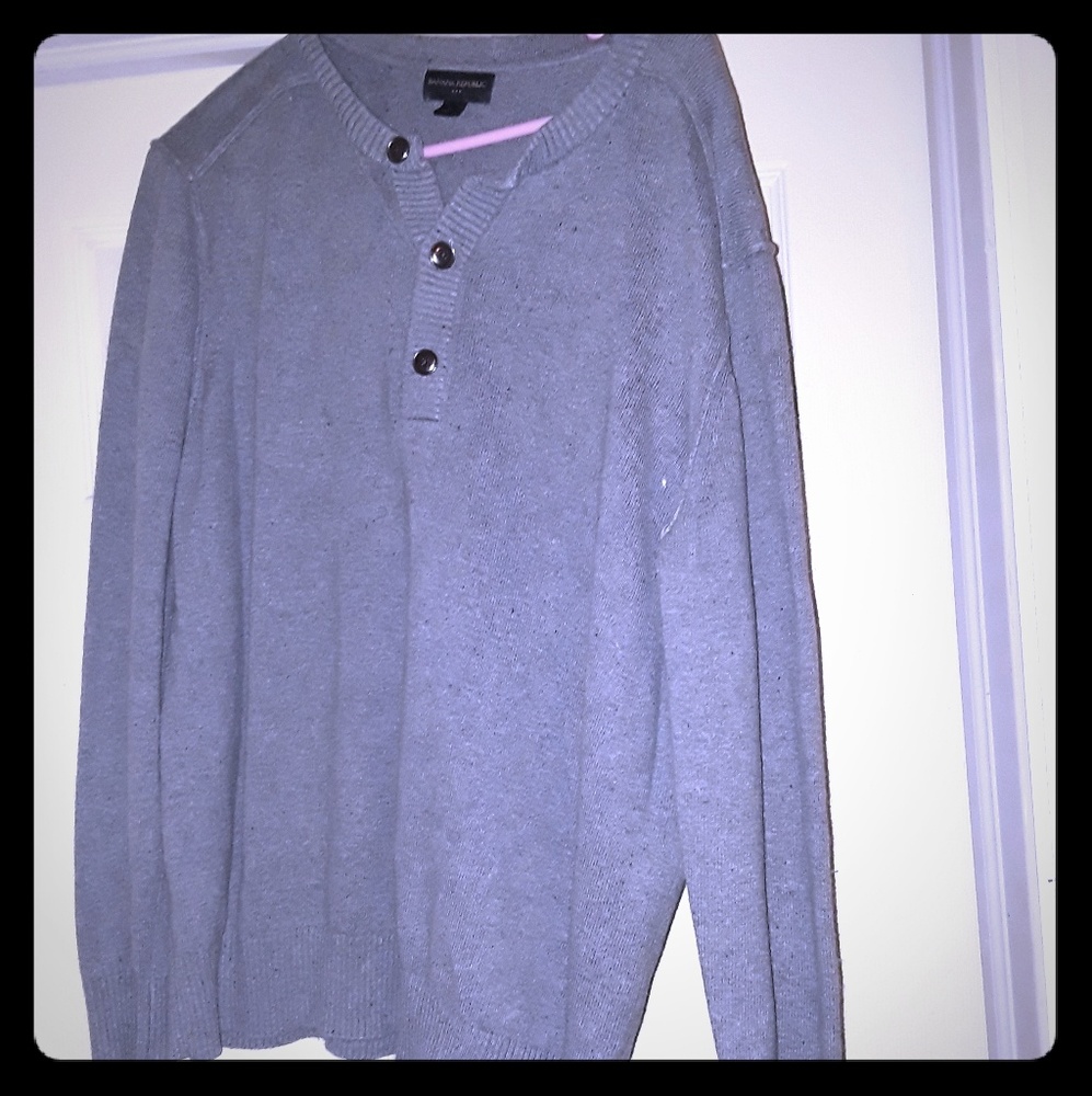 Men's  Sweater size XL