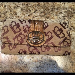 Kathy Van Zeeland wallet