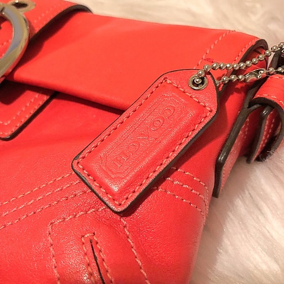 Coach Bag - Picture 2 of 6