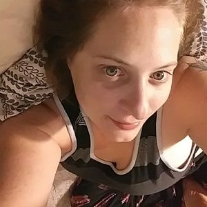 Meet your Posher, Pamela