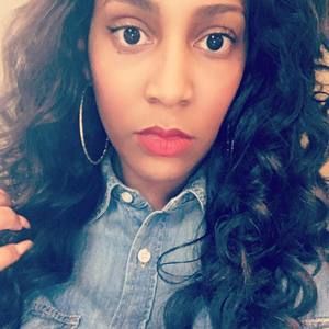 Meet your Posher, Daphne