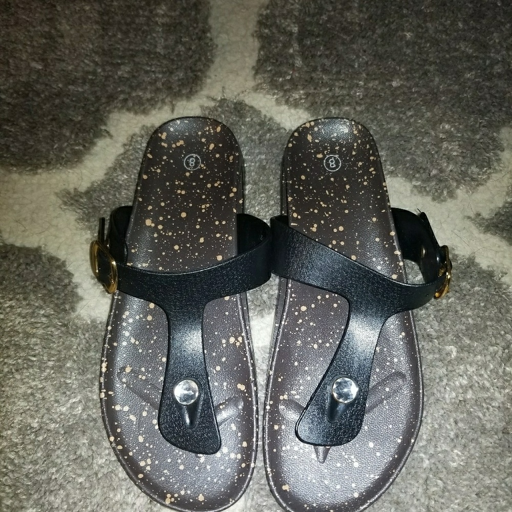 Women's fashion sandals