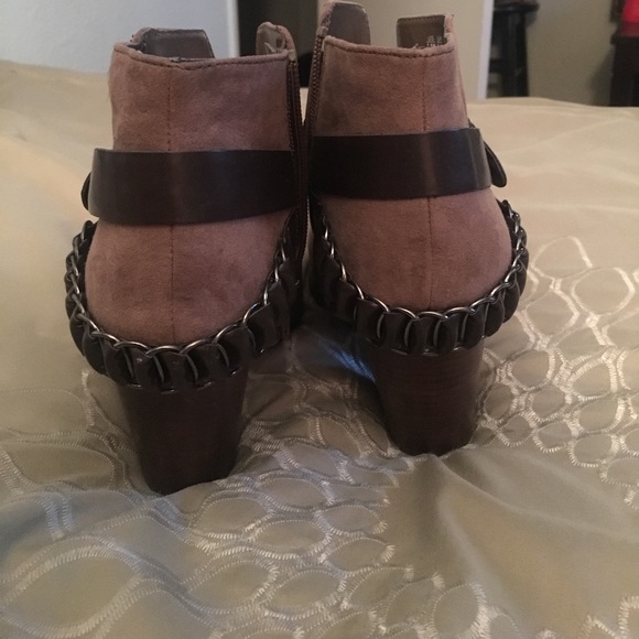 Booties - Picture 3 of 4