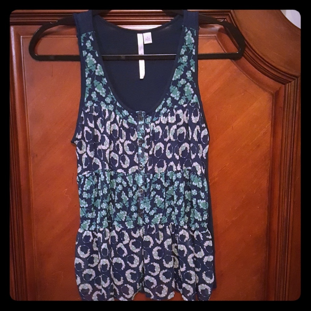 Lauren Conrad tank