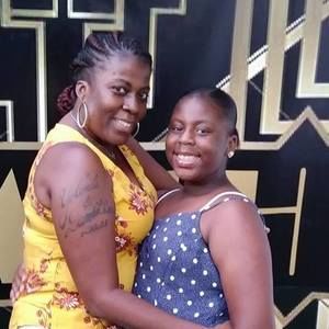 Meet your Posher, Yolanda