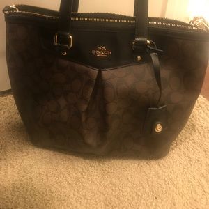 Coach bag BRAND NEW. 100% authentic. With tags.