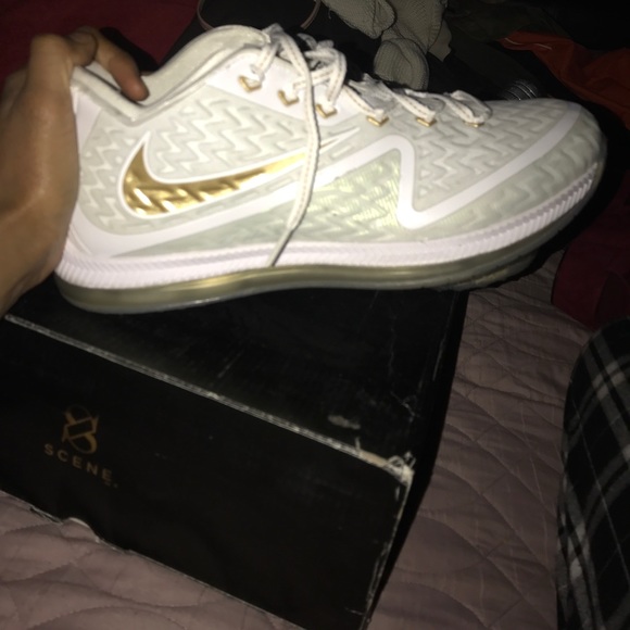 Brand new Nike FBs - Picture 2 of 5