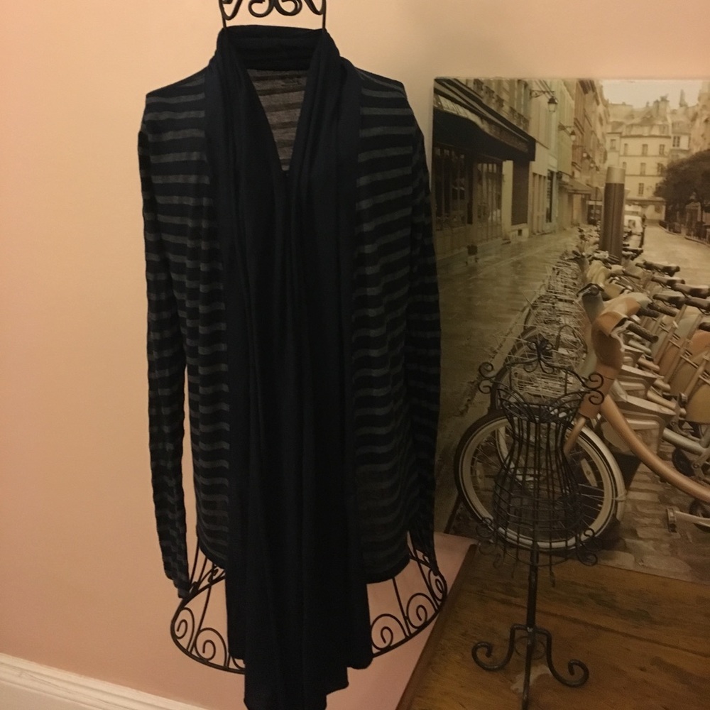 EUC Three Dots shrug sweater size M