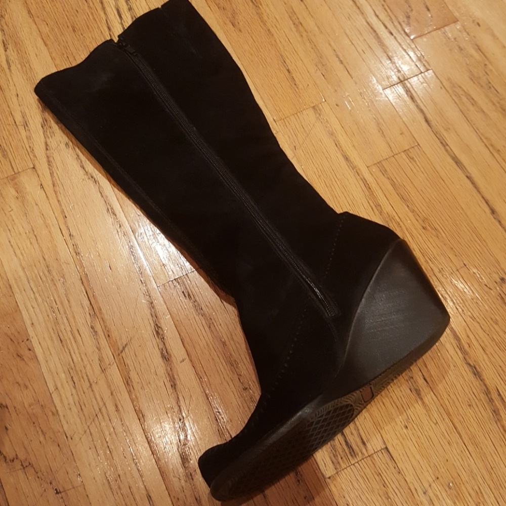 High heels boots
