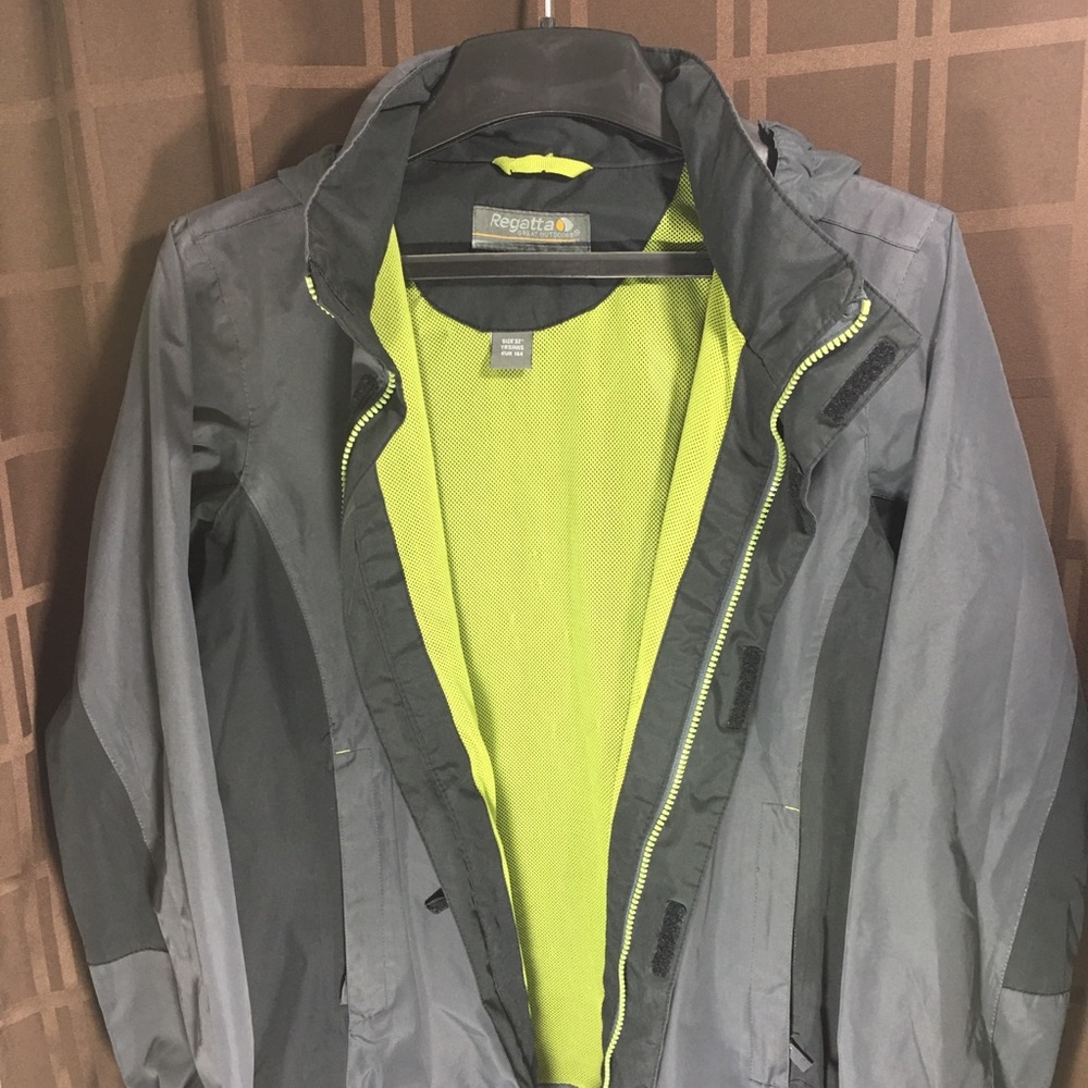 Mens Regatta Jacket Size 32 Gray Hooded Waterproof View 5