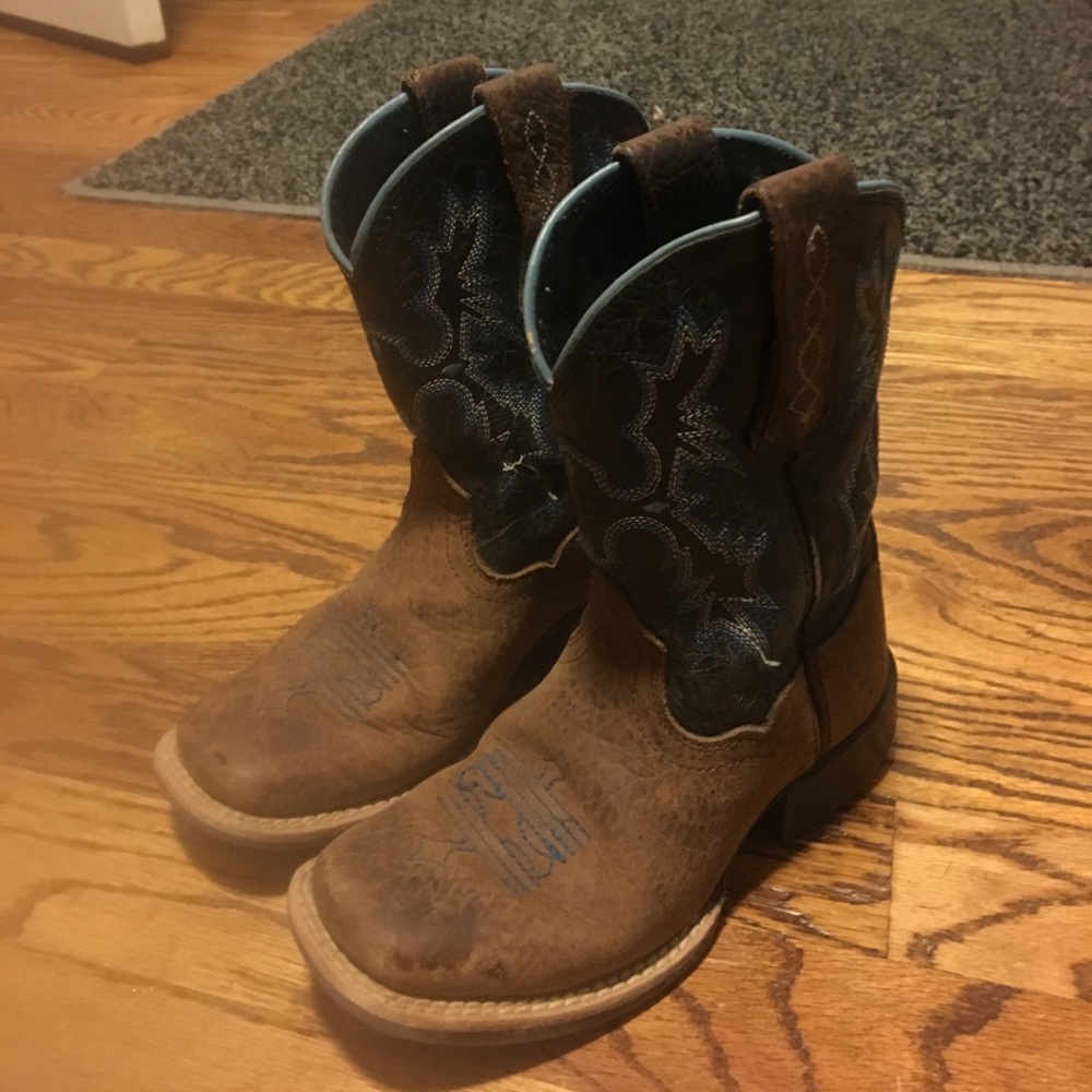 Little boys size 10 ariat square toe boots