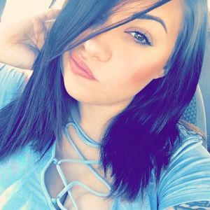 Meet your Posher, Tiffany