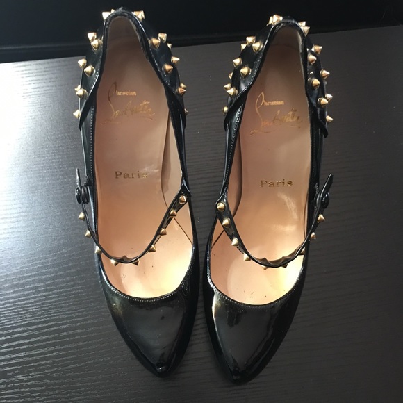 ♥️Authentic Christian Louboutin♥️ - Picture 5 of 7