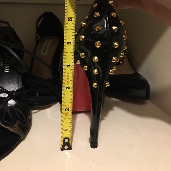 ♥️Authentic Christian Louboutin♥️ - Picture 6 of 7
