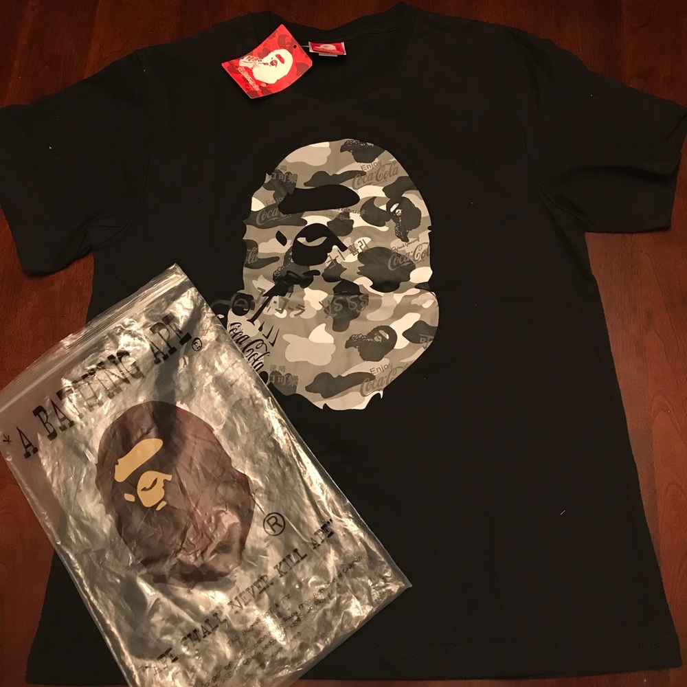 Medium Coca Cola Shirt