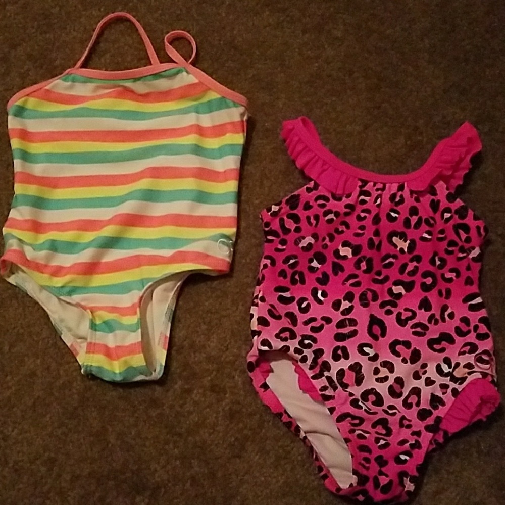 2 swim suits
