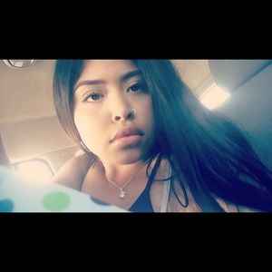 Meet your Posher, Estrella