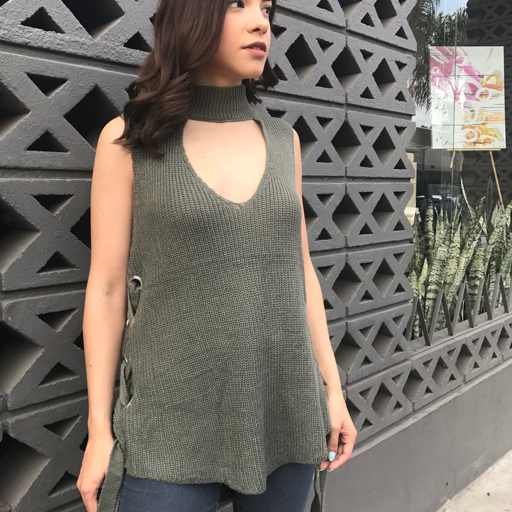 ❤️LAST ONE❤️Blake Sleveless Sweater - Picture 5 of 7