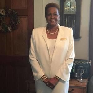 Meet your Posher, Geraldine