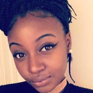 Meet your Posher, Abigail