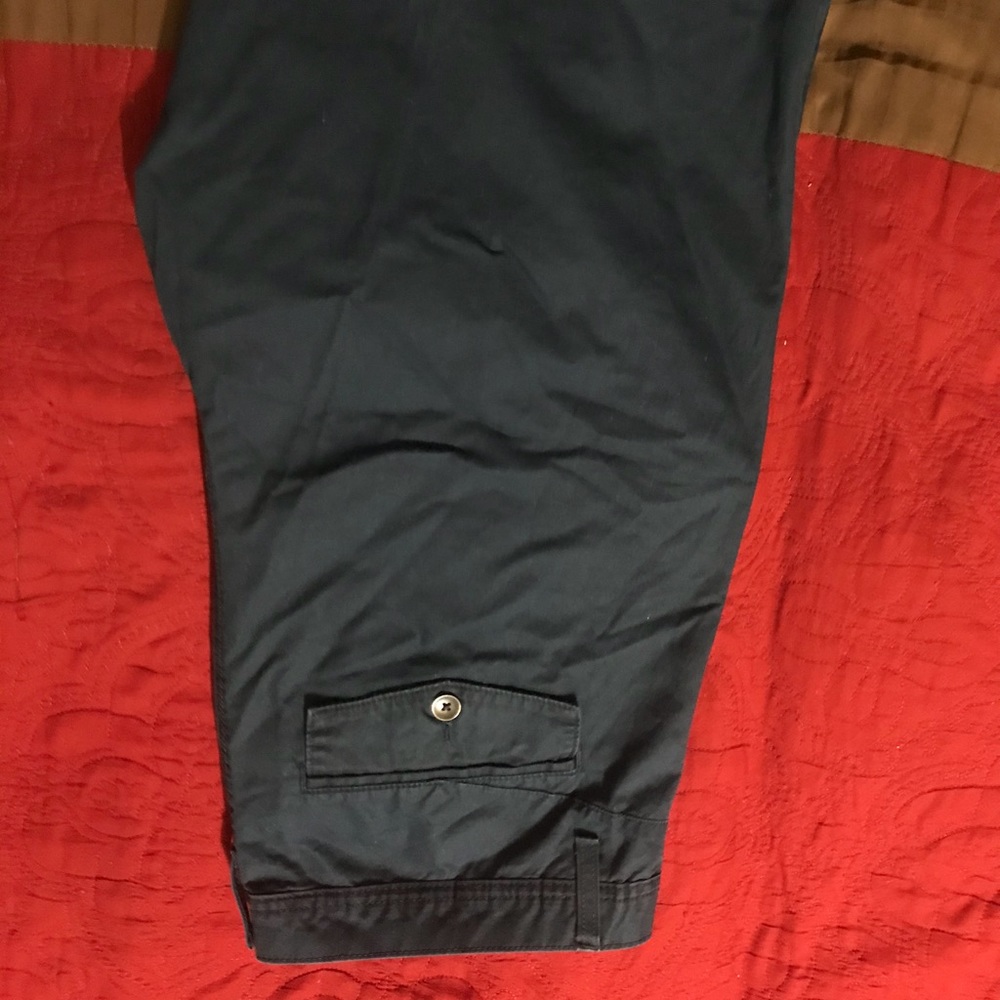 Shorts - Picture 2 of 3