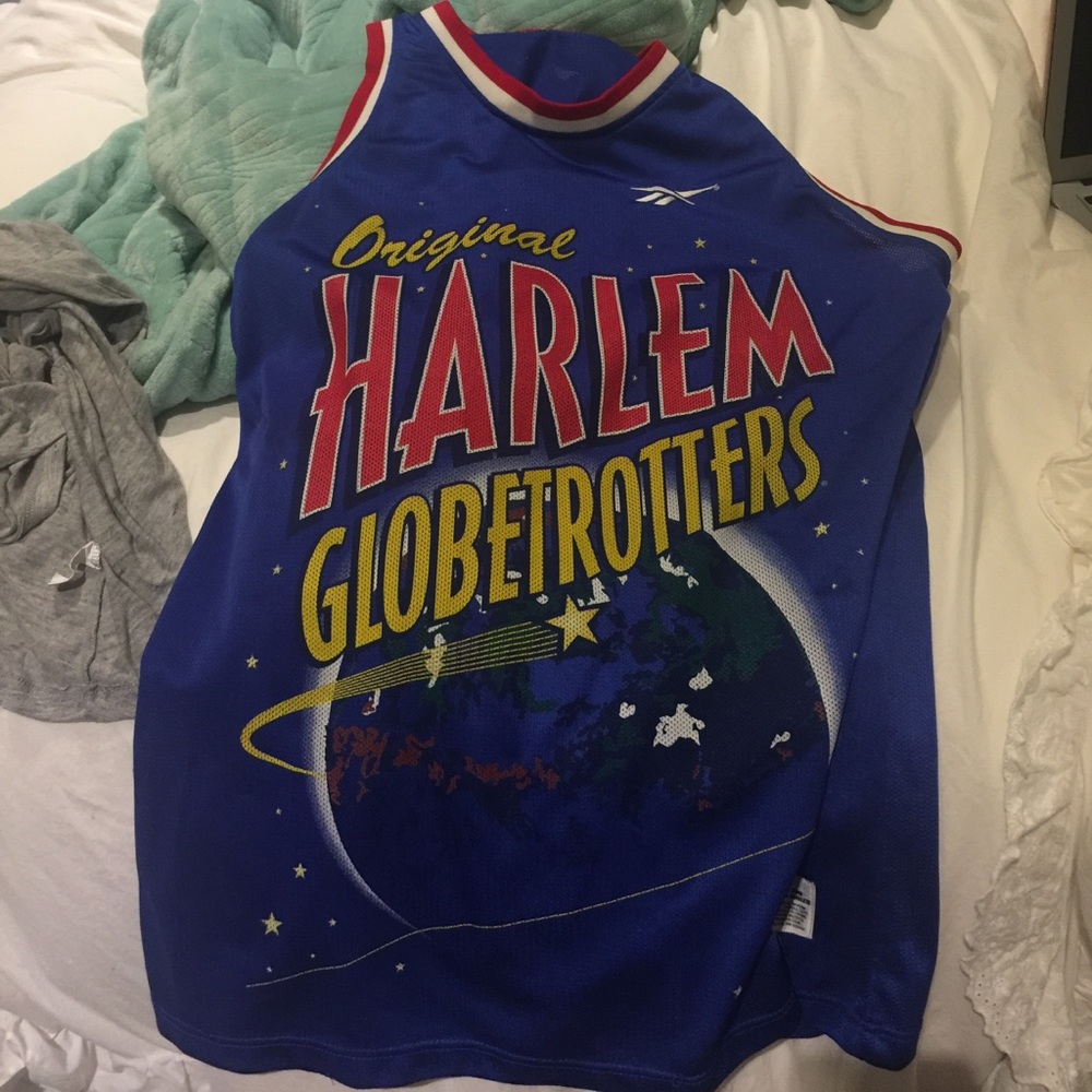 BASKETBALL JERSEY