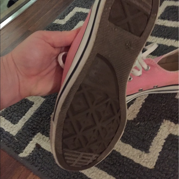 Pink converse - Picture 3 of 3