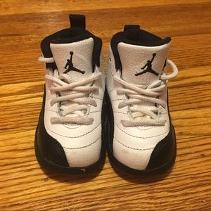 🛍 MAKE OFFER- Jordan Taxi 12’s