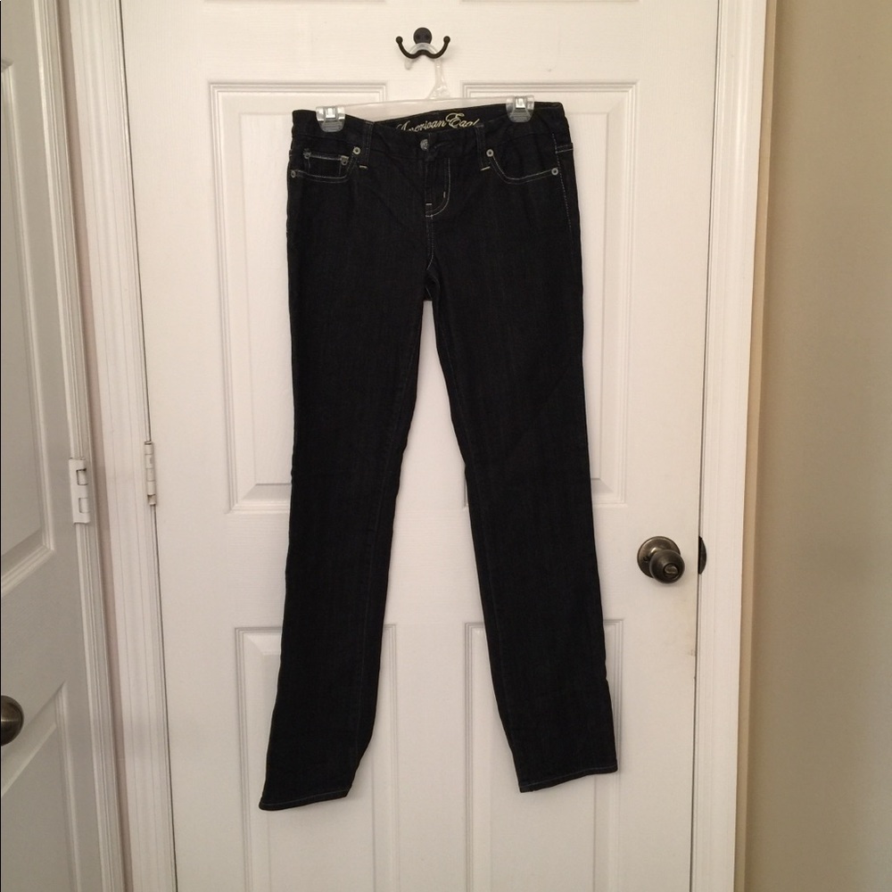 American Eagle Straight Legged Black Jean